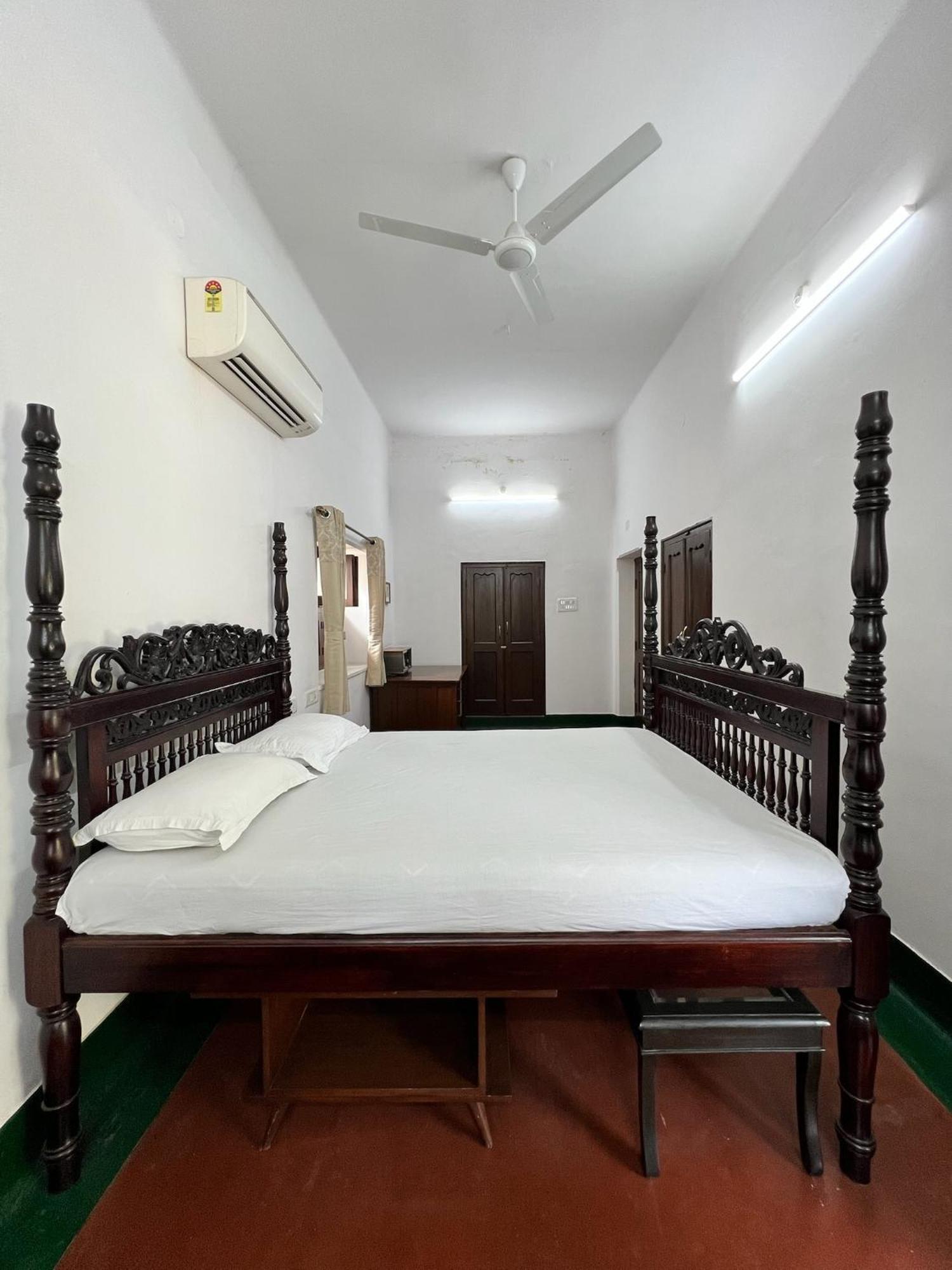 Laxmi Nivas 1949 Bed & Breakfast Secunderabad ภายนอก รูปภาพ
