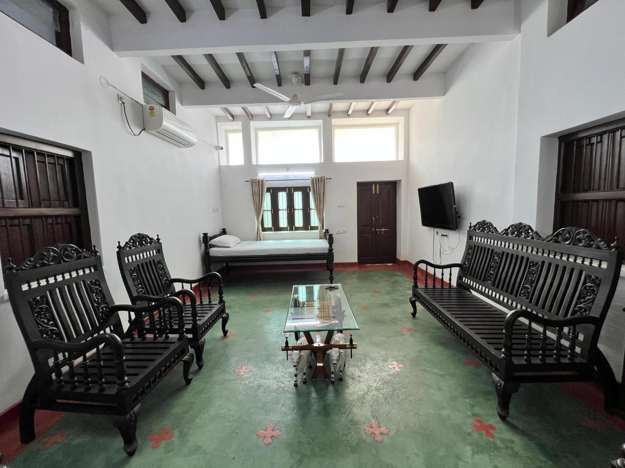 Laxmi Nivas 1949 Bed & Breakfast Secunderabad ภายนอก รูปภาพ