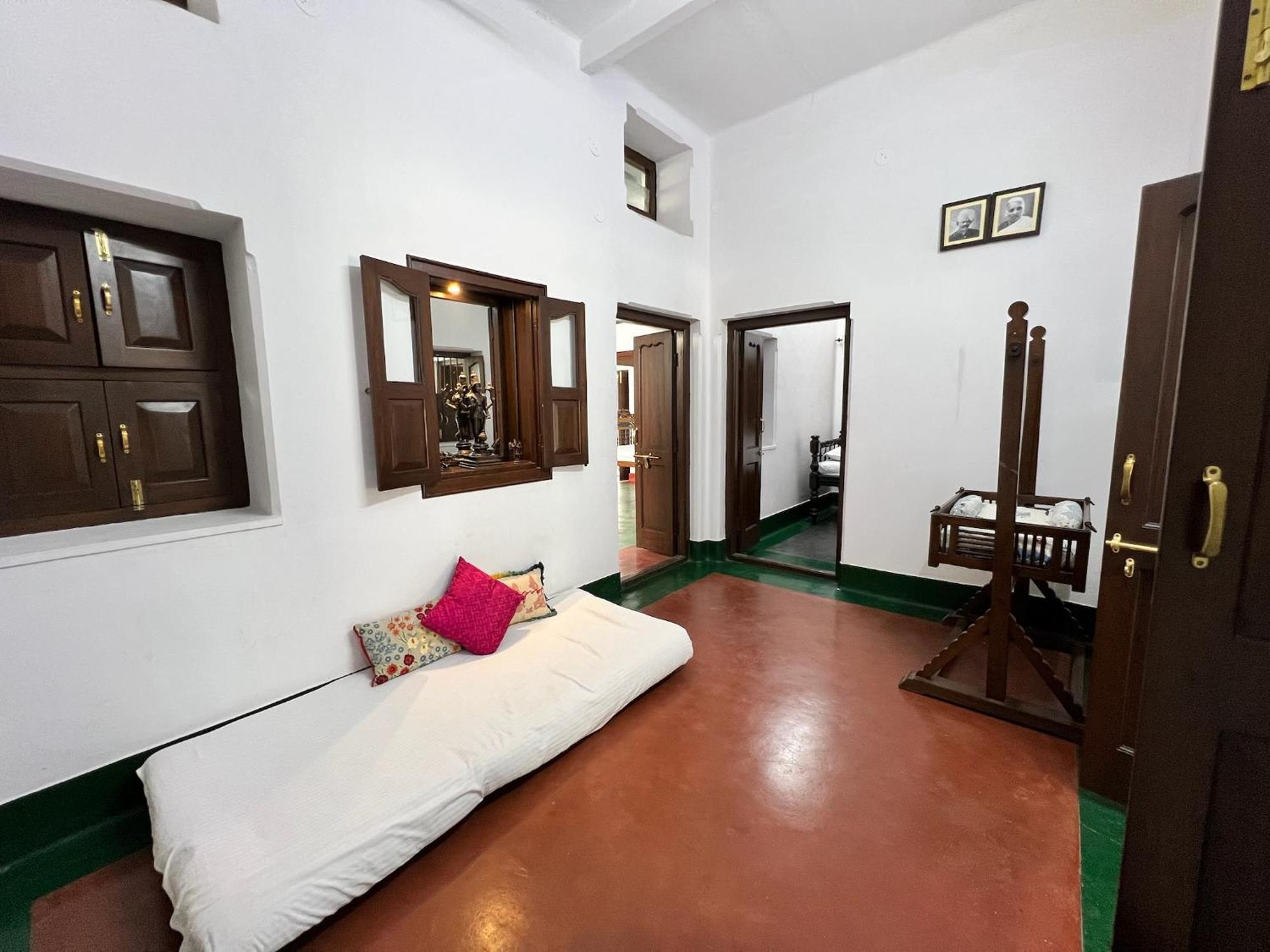 Laxmi Nivas 1949 Bed & Breakfast Secunderabad ภายนอก รูปภาพ
