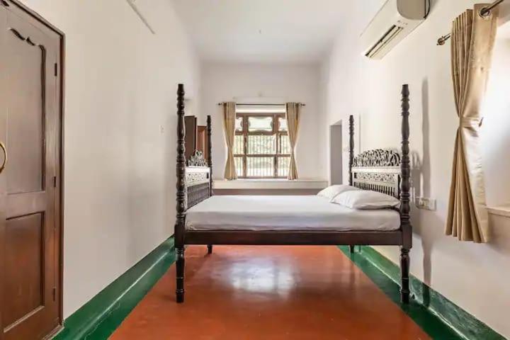 Laxmi Nivas 1949 Bed & Breakfast Secunderabad ภายนอก รูปภาพ